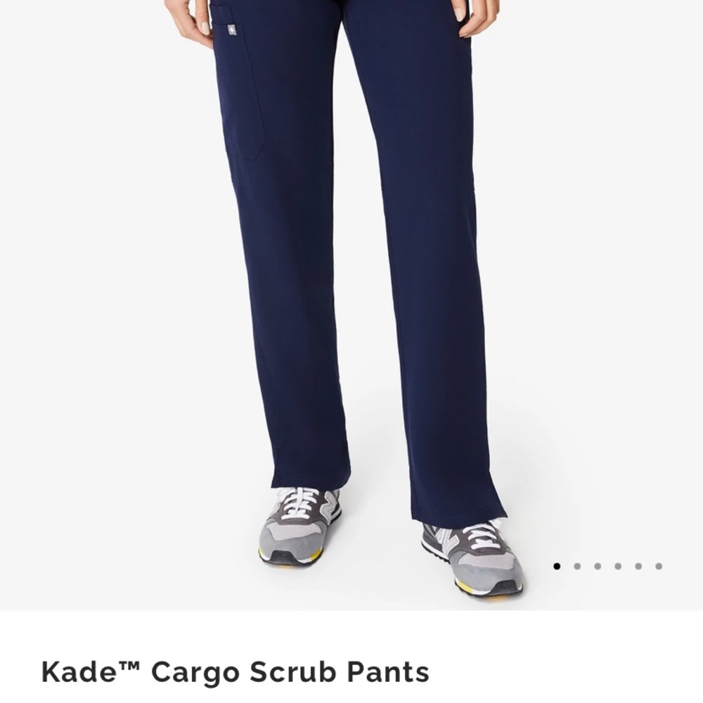 FIGS Scrubs UNOPENED Kade Cargo Scrub Pants